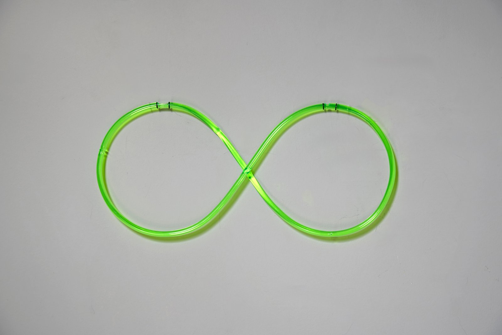 Dermot O'Brien, 'Untitled (Loop)' glass, water, acrylic dye, tape, foam plug, 2025, 80cm diameter,photography by Andy Keate