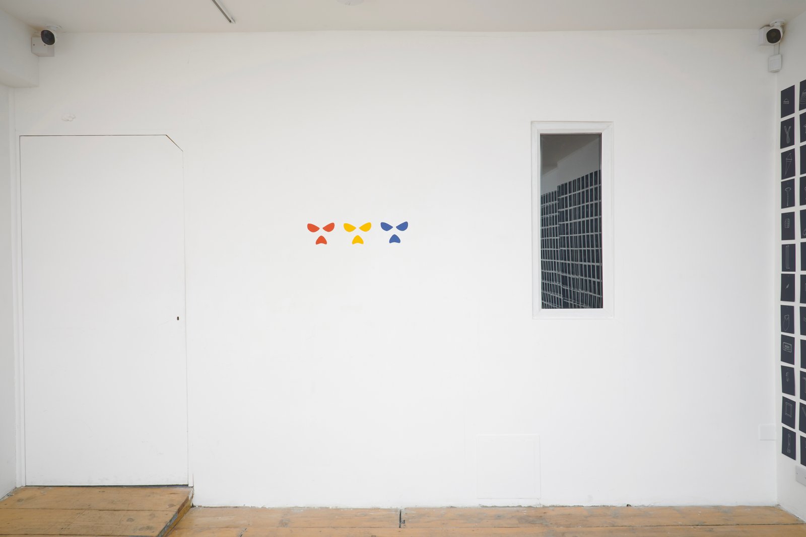 Dermot O'Brien 'Not Only (But Also)' installation photography by Andy Keate at Tension Fine Art Dermot O'Brien 'Not Only (But Also)' installation photography by Andy Keate at Tension Fine Art