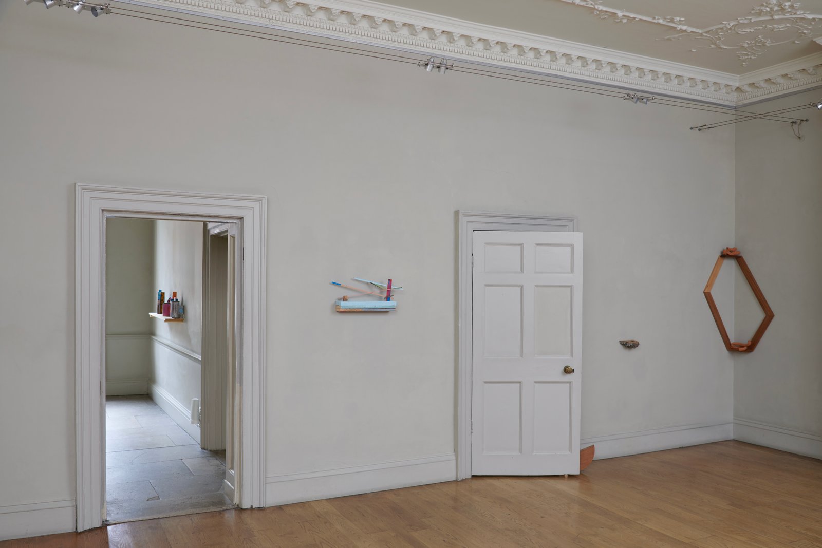 domobaal is delighted to present 'Shelf': Alice Wilson, Alison Wilding, Dominic Beattie, Fabian Peake, Karolina Albricht, Maud Cotter, Mhairi Vari, Neil Zakiewicz, Nicky Hirst, Phyllida Barlow and Richard Woods, in an exhibition curated by Neil Zakiewicz.